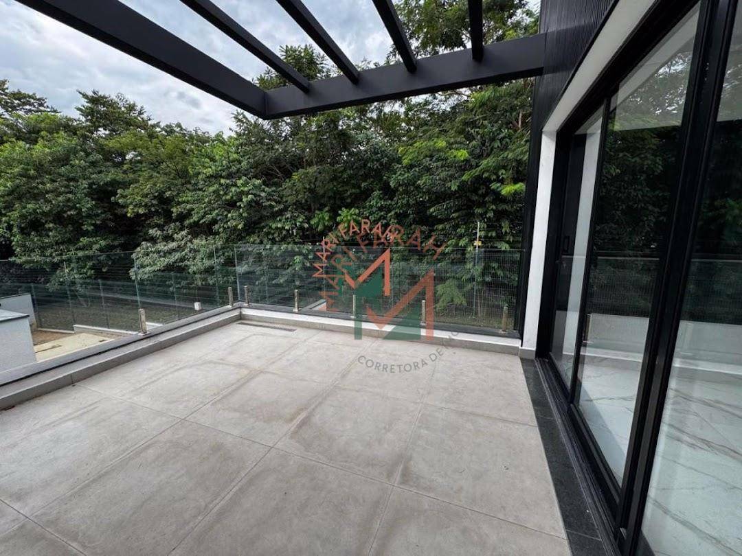 Casa de Condomínio à venda com 3 quartos, 326m² - Foto 16