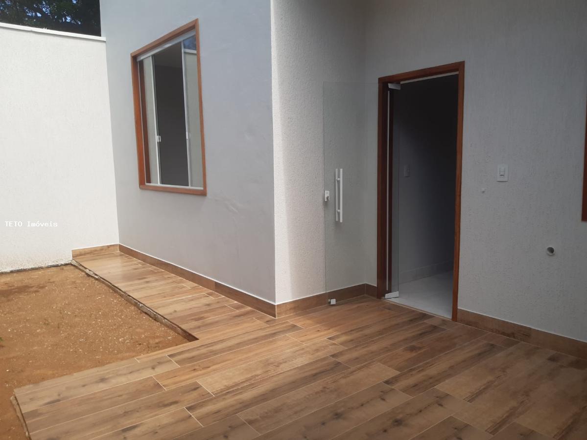 Casa à venda com 3 quartos, 174m² - Foto 19