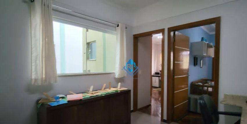 Sobrado à venda com 3 quartos, 200m² - Foto 12