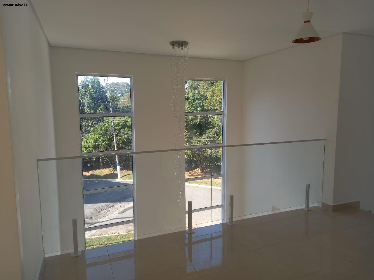 Casa à venda com 3 quartos, 300m² - Foto 11