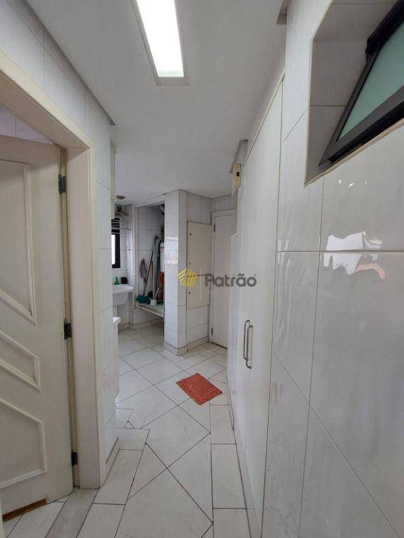 Apartamento à venda e aluguel com 4 quartos, 215m² - Foto 41