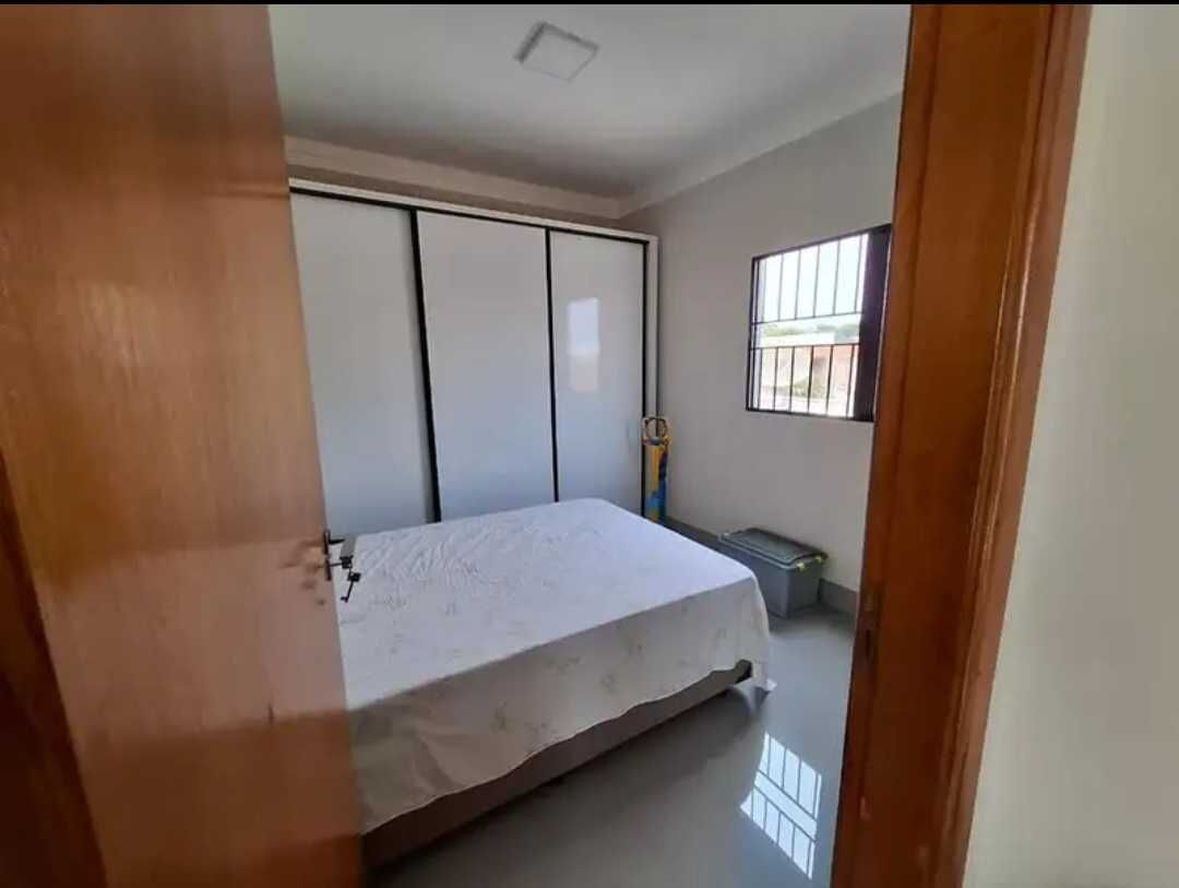 Casa à venda com 3 quartos, 250m² - Foto 3