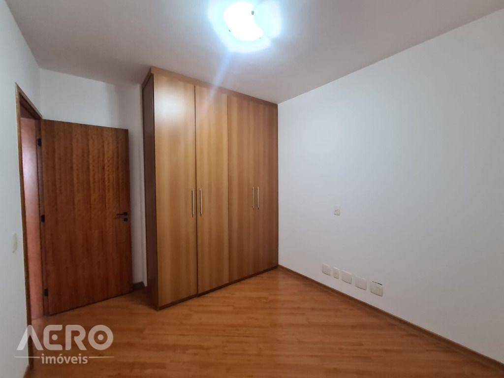 Apartamento à venda com 3 quartos, 147m² - Foto 13