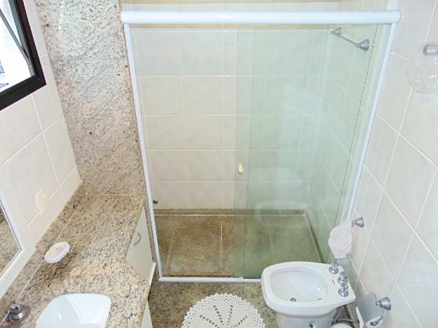 Apartamento à venda com 3 quartos, 186m² - Foto 13