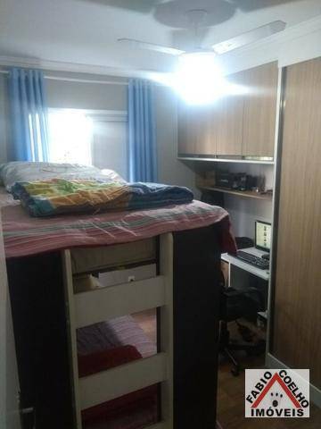 Apartamento à venda com 2 quartos, 67m² - Foto 4