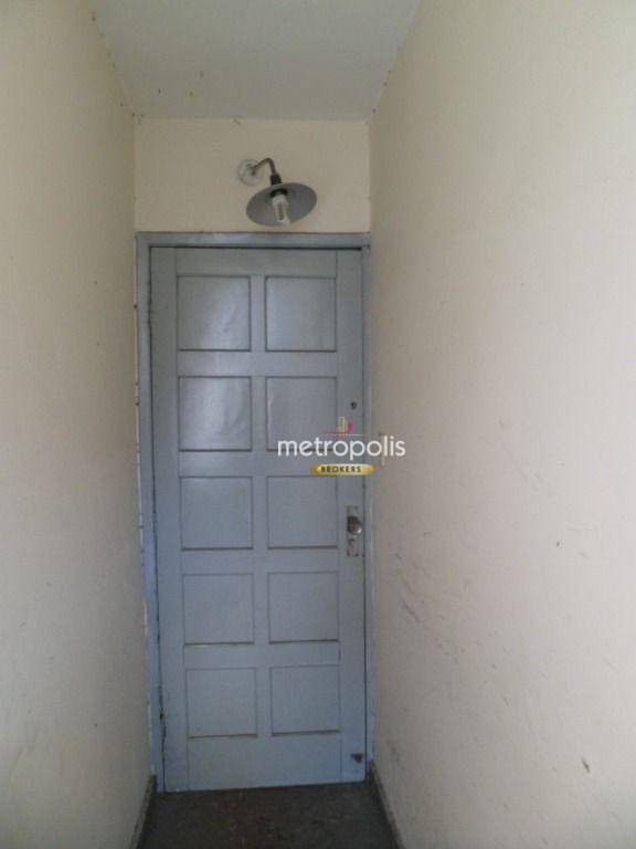 Sobrado à venda e aluguel com 3 quartos, 300m² - Foto 5