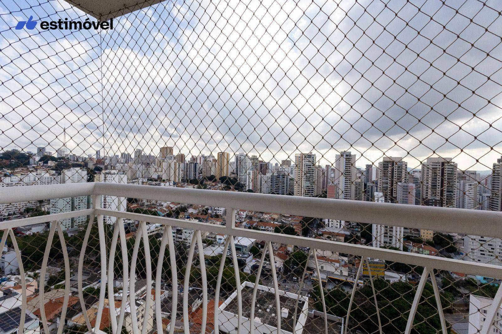 Apartamento para alugar com 3 quartos, 135m² - Foto 28