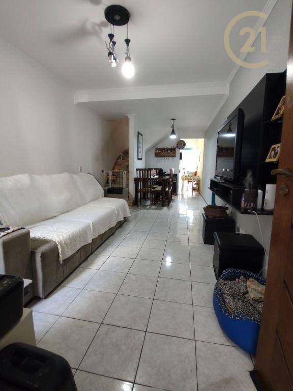 Casa à venda com 3 quartos, 87m² - Foto 4