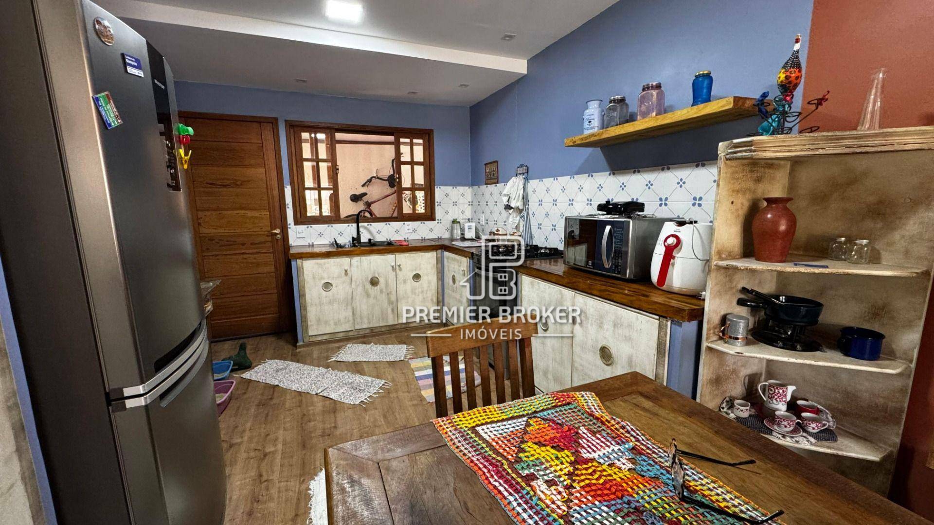 Casa à venda com 2 quartos, 75m² - Foto 10