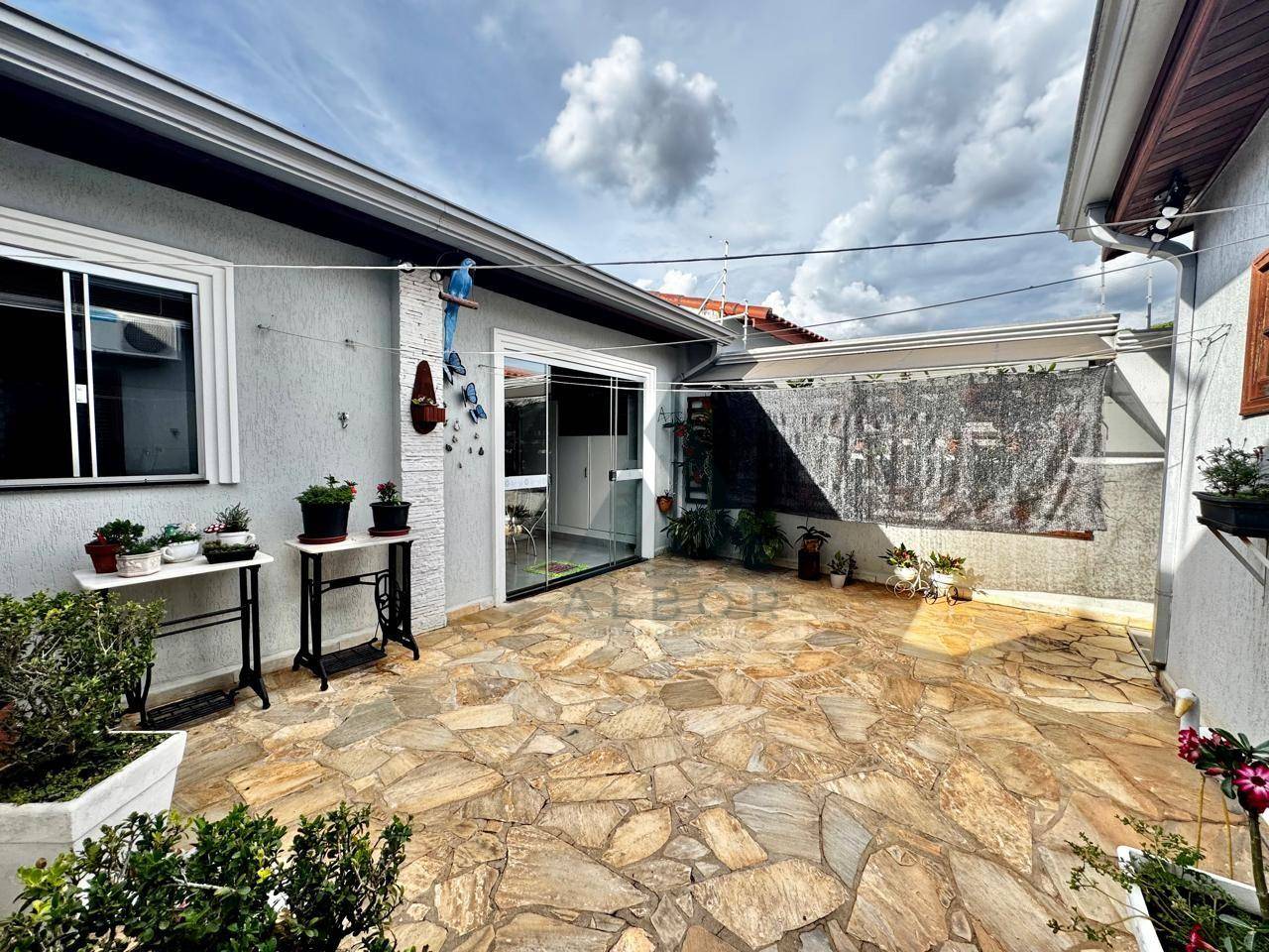 Casa, 3 quartos, 210 m² - Foto 4