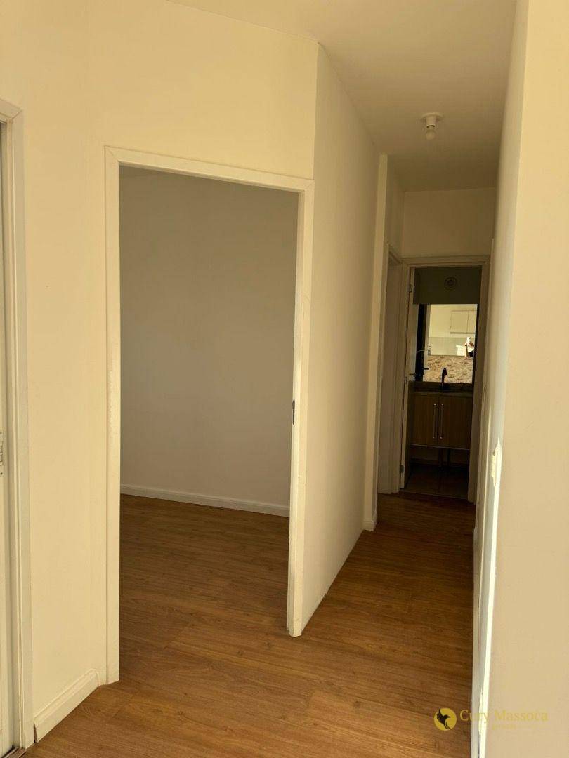 Apartamento para alugar com 2 quartos, 63m² - Foto 3