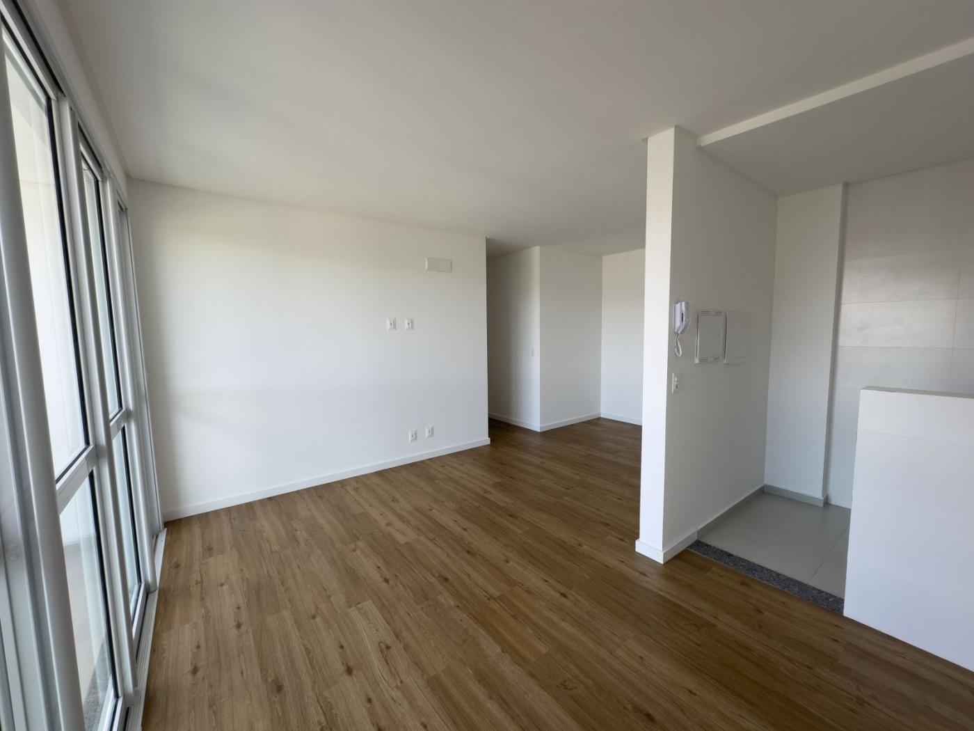 Apartamento à venda com 2 quartos, 67m² - Foto 6