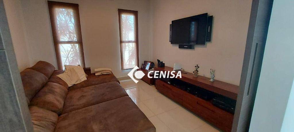 Casa de Condomínio à venda com 4 quartos, 248m² - Foto 8