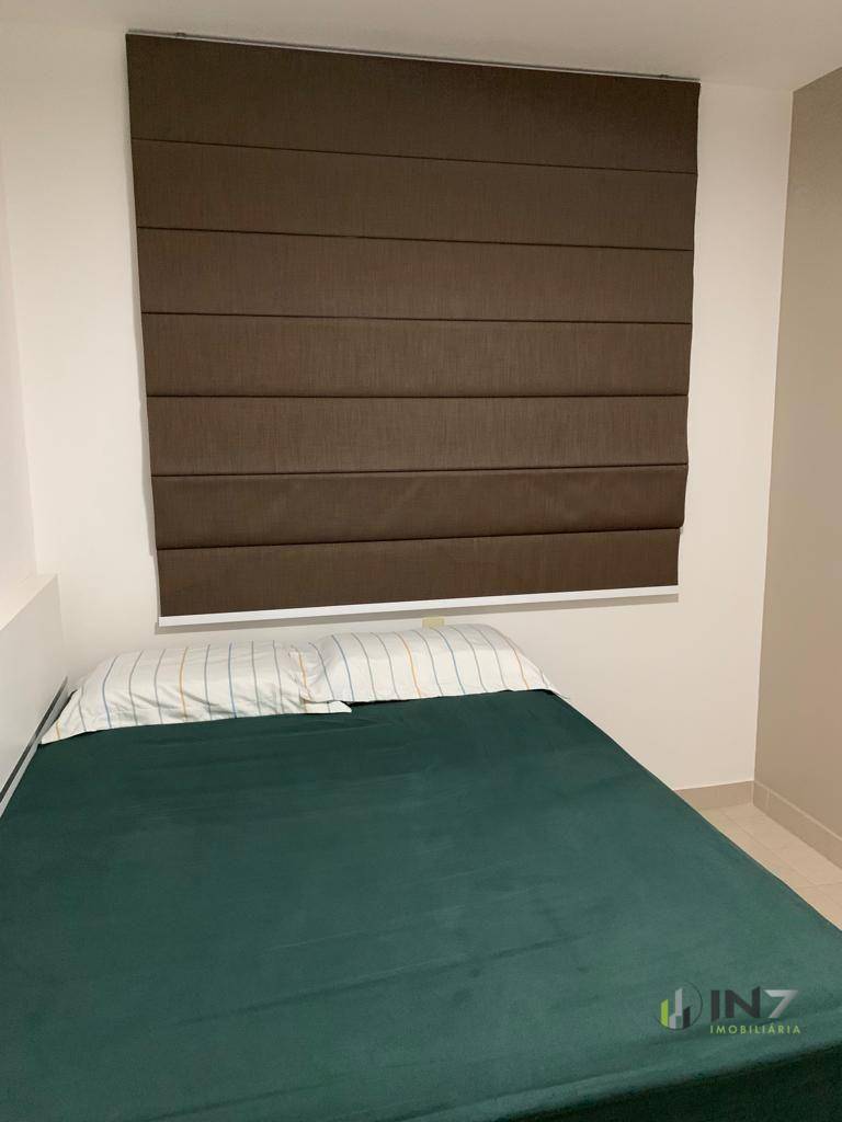 Apartamento à venda com 2 quartos, 79m² - Foto 3