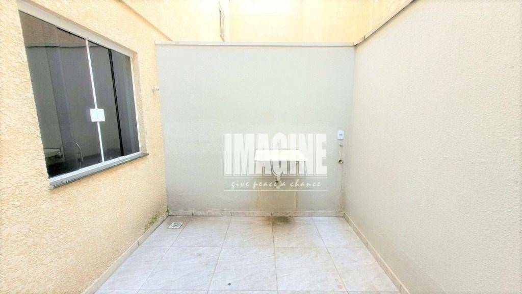 Sobrado à venda com 3 quartos, 100m² - Foto 12