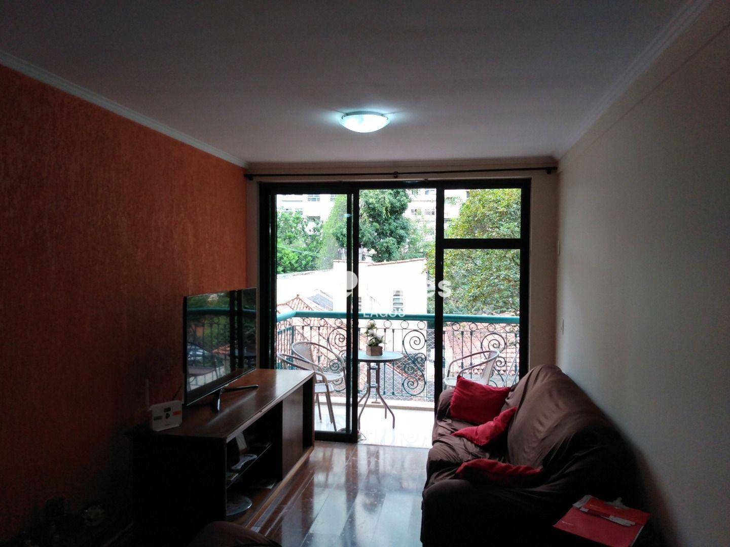 Apartamento à venda com 3 quartos, 149m² - Foto 1