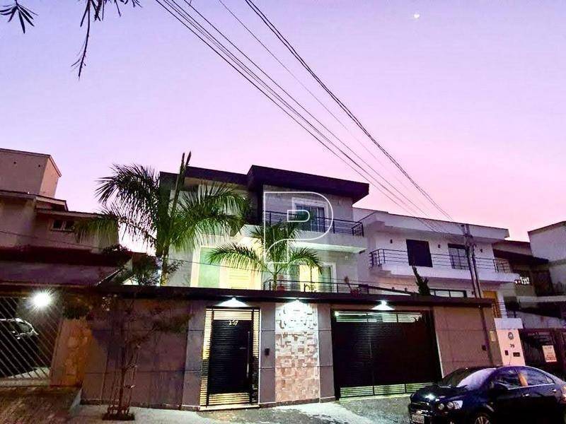 Casa, 3 quartos, 370 m² - Foto 1