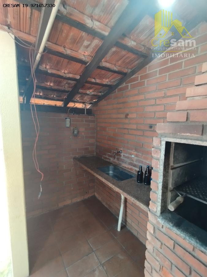 Casa para alugar com 3 quartos, 250m² - Foto 4