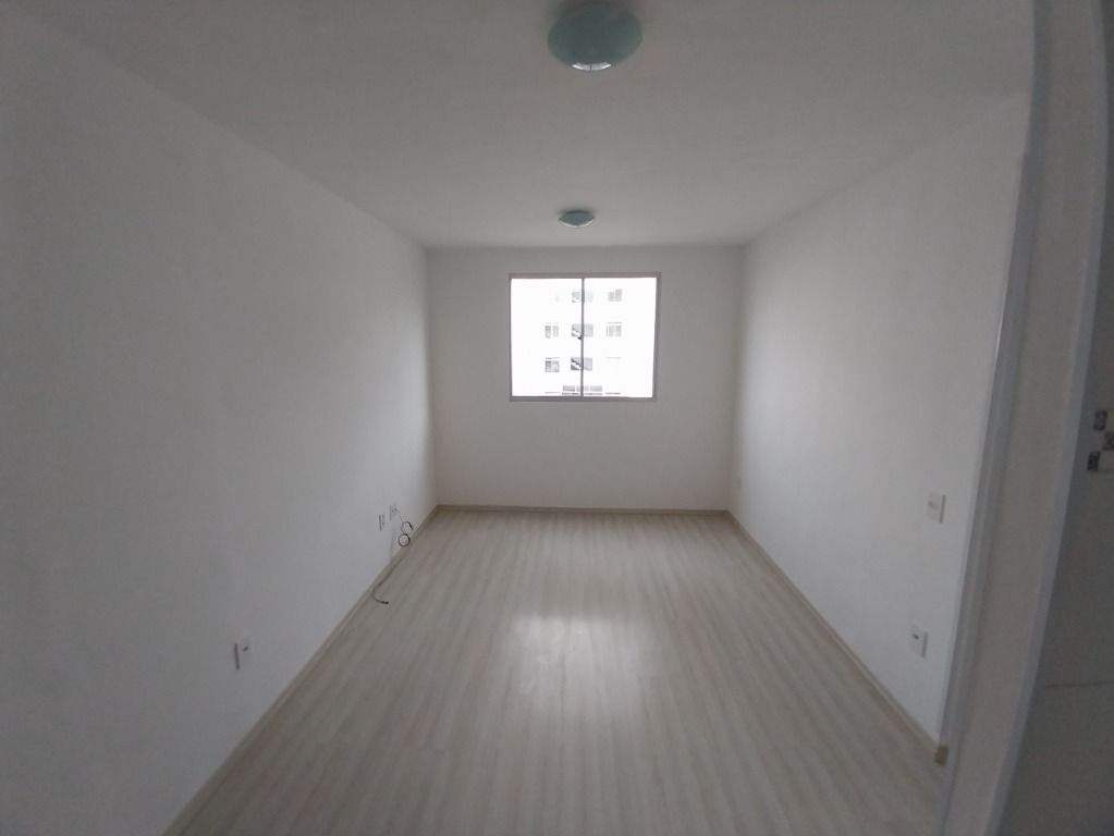 Apartamento para alugar com 2 quartos, 40m² - Foto 3