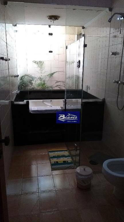 Sobrado à venda com 3 quartos, 300m² - Foto 5