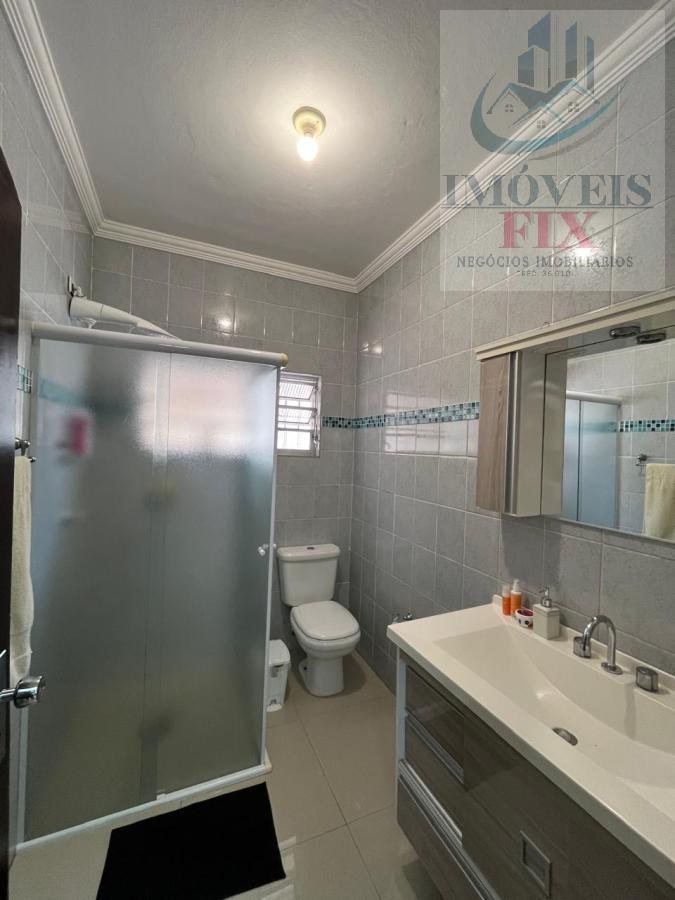 Chácara à venda com 2 quartos, 221m² - Foto 20