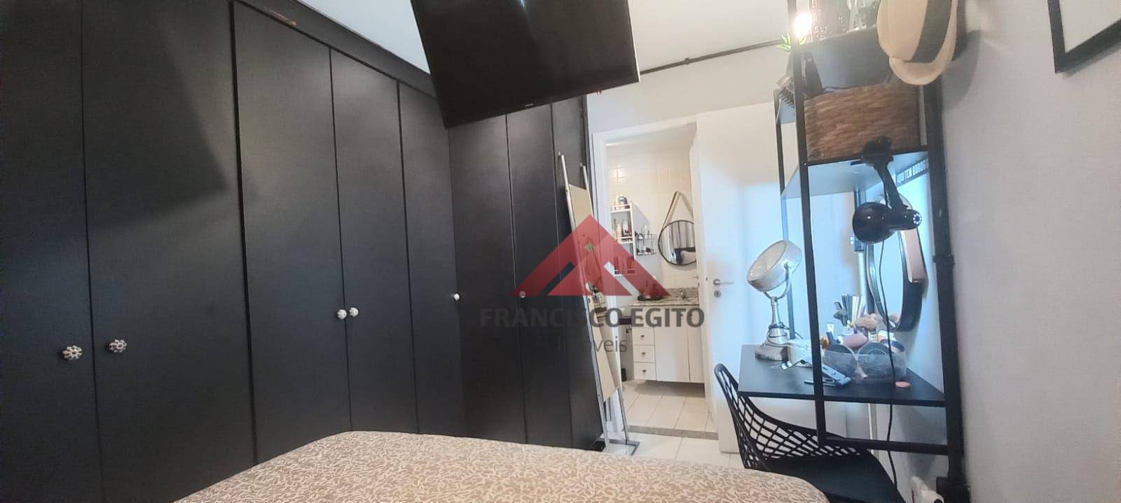 Apartamento à venda com 2 quartos, 70m² - Foto 7