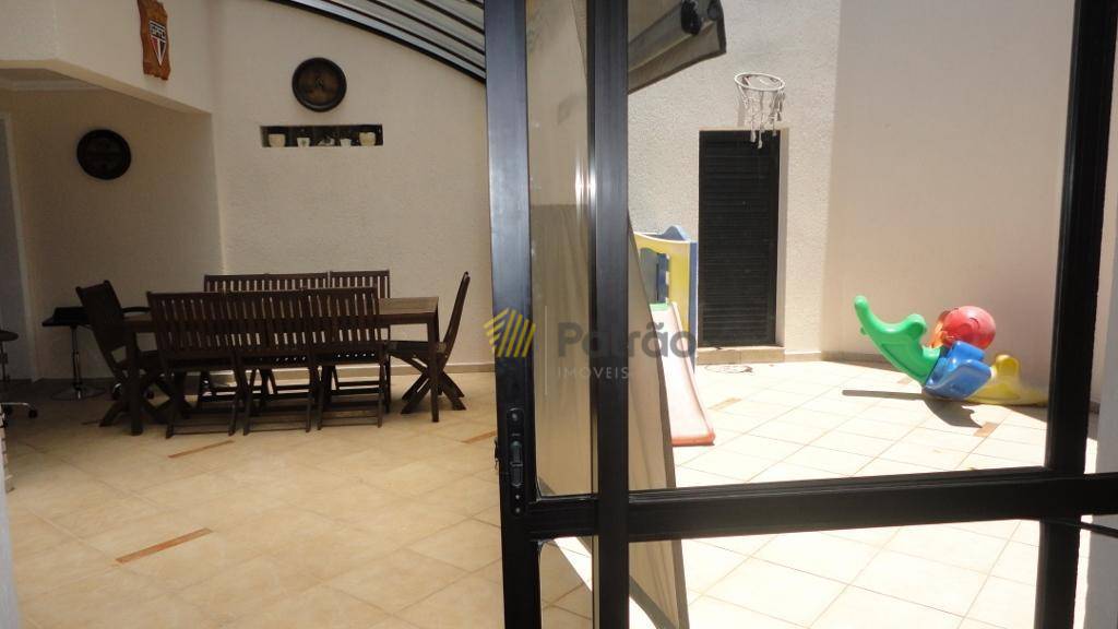 Cobertura à venda com 3 quartos, 300m² - Foto 31