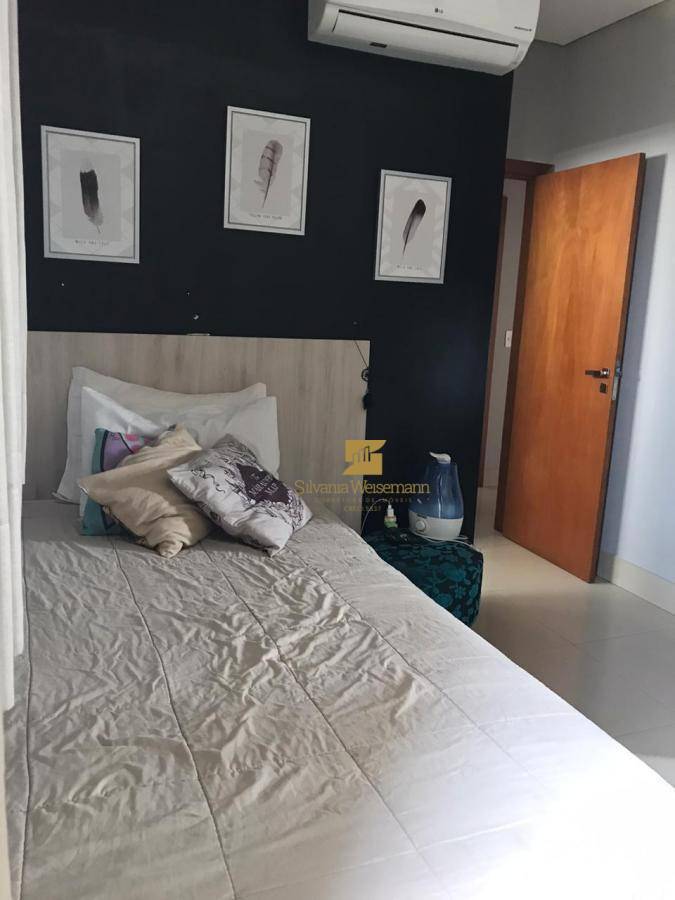 Apartamento à venda com 3 quartos, 134m² - Foto 17