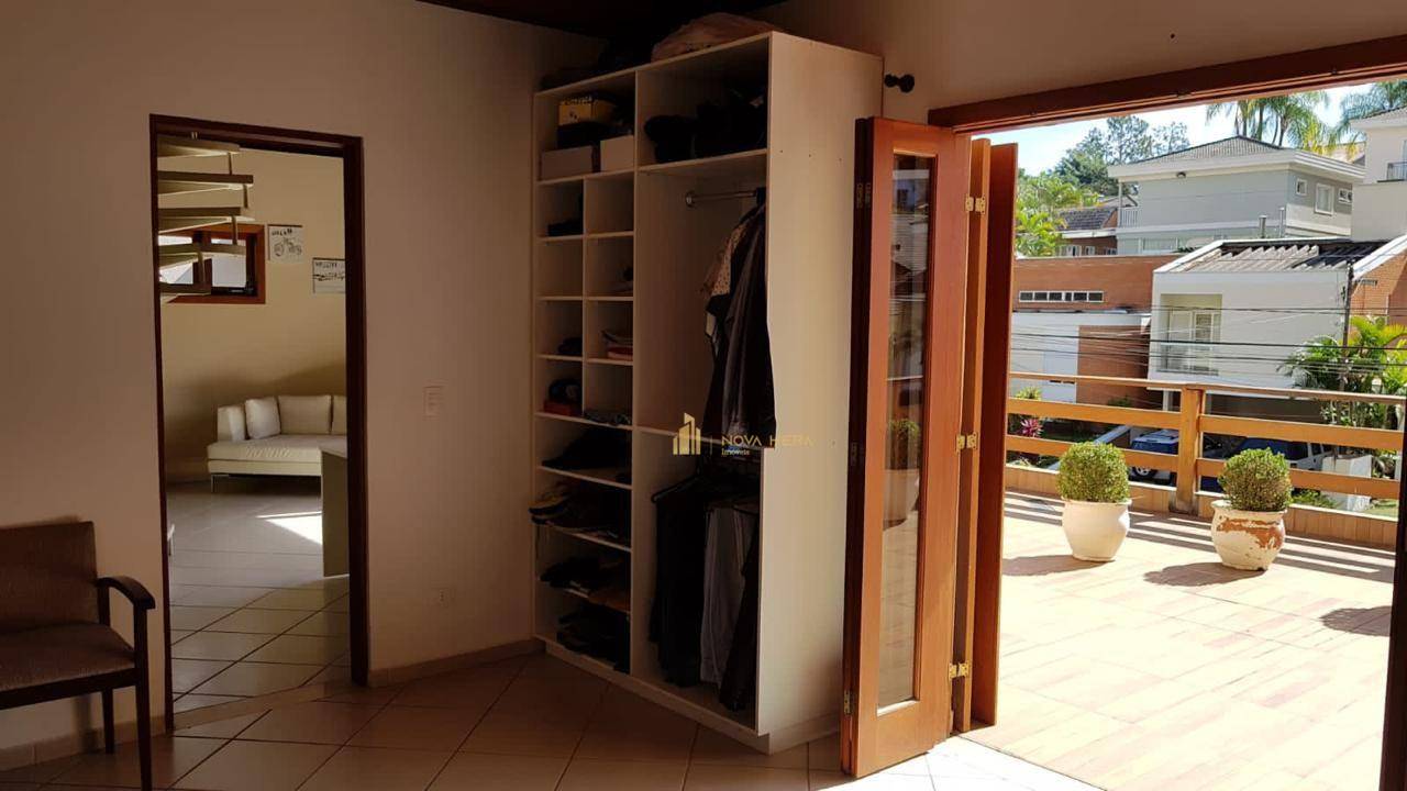 Sobrado à venda com 3 quartos, 291m² - Foto 25