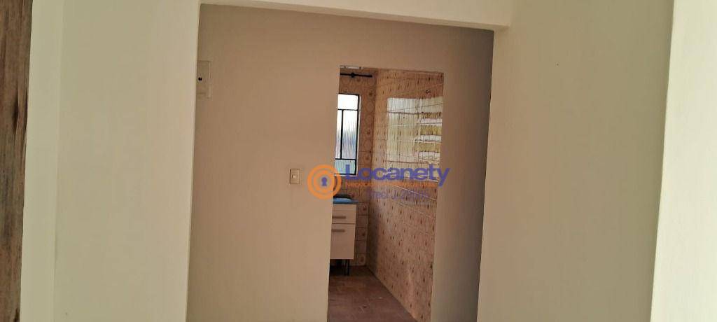 Apartamento para alugar com 2 quartos, 76m² - Foto 4