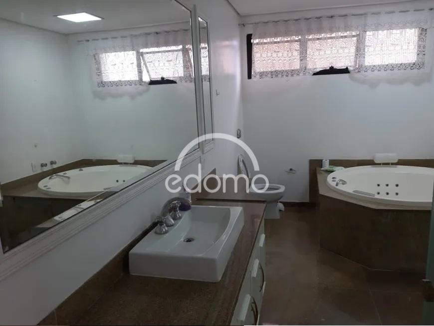 Apartamento para alugar com 4 quartos, 346m² - Foto 19