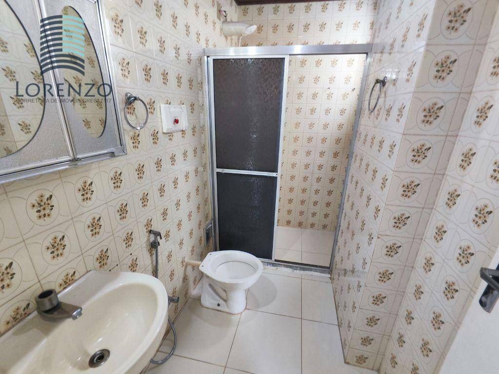 Apartamento à venda com 2 quartos, 70m² - Foto 13