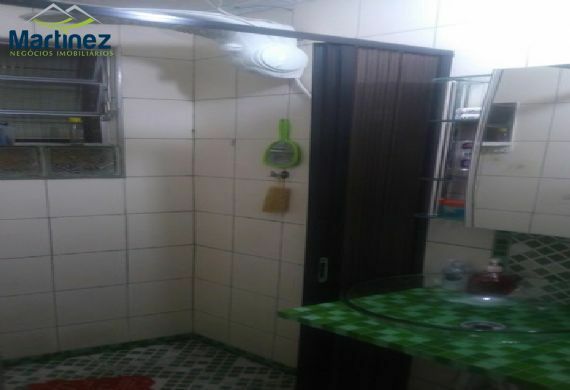 Sobrado à venda com 2 quartos, 200m² - Foto 5