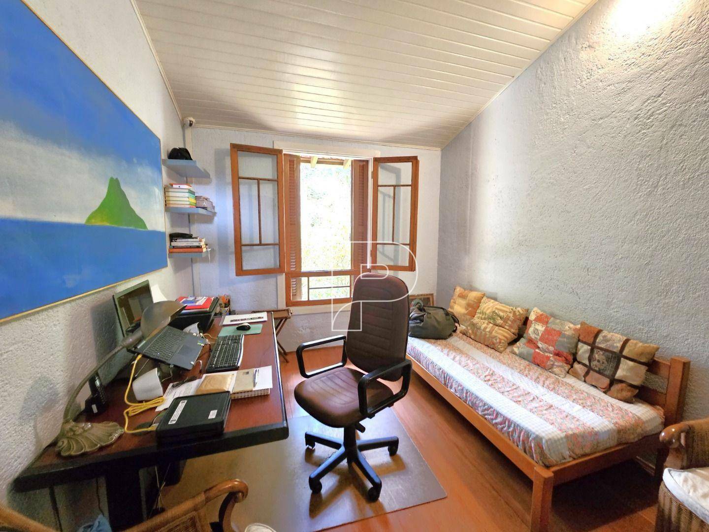 Casa de Condomínio à venda com 3 quartos, 350m² - Foto 22