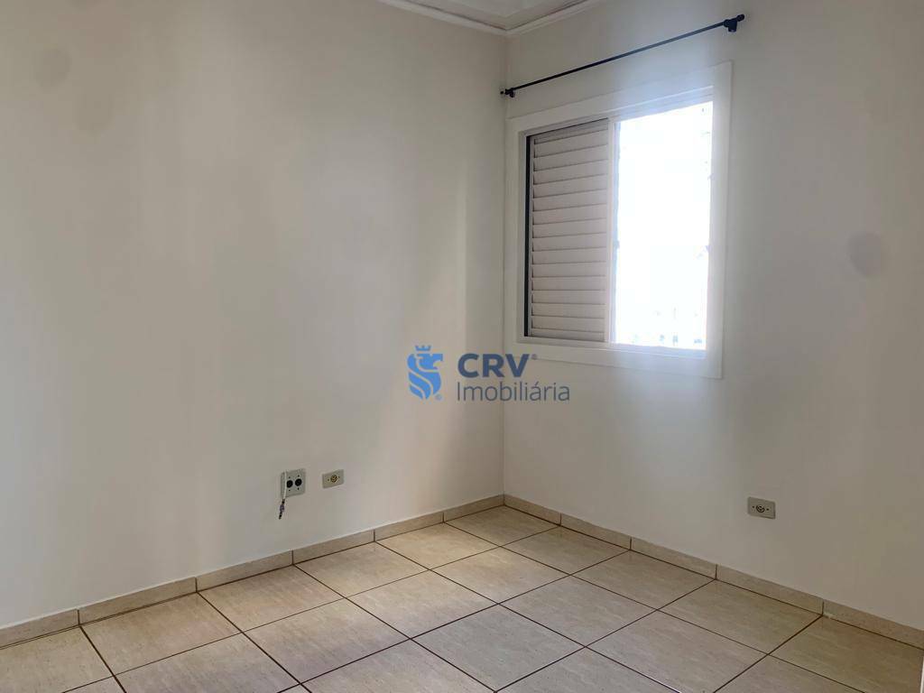 Apartamento à venda com 2 quartos, 65m² - Foto 4