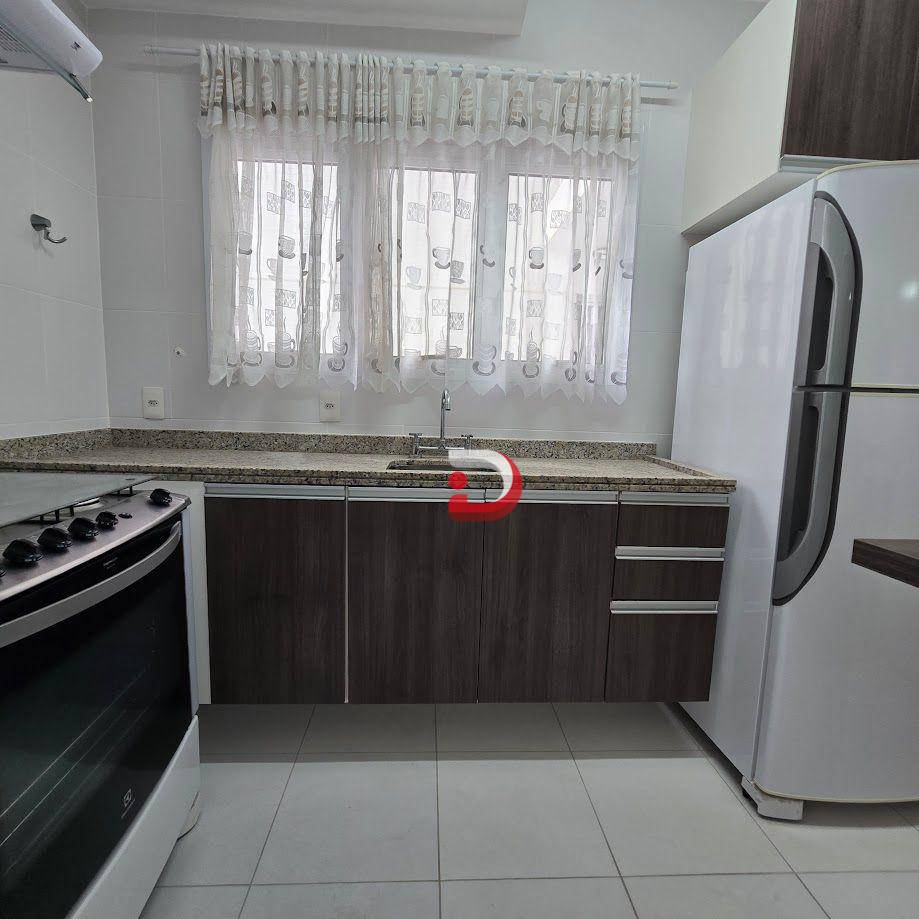 Apartamento à venda com 2 quartos, 60m² - Foto 9