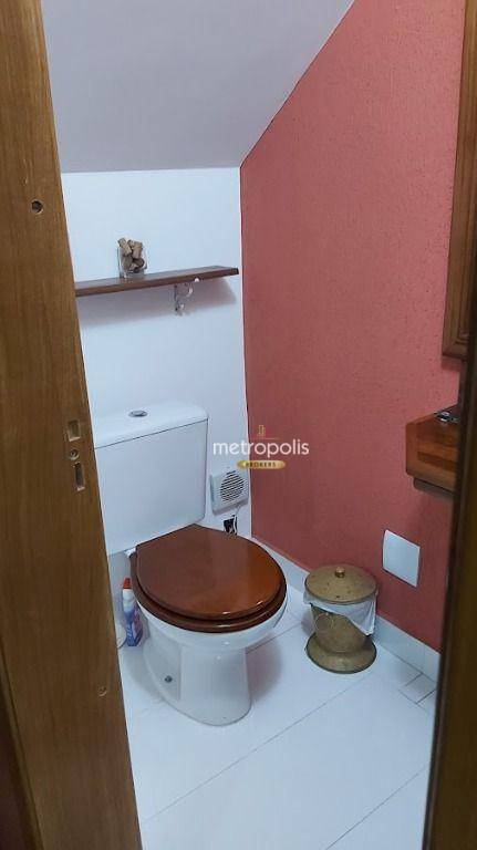 Sobrado à venda com 3 quartos, 240m² - Foto 8