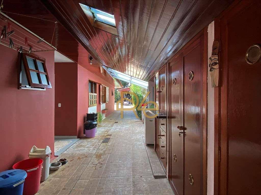 Casa de Condomínio à venda com 3 quartos, 285m² - Foto 29