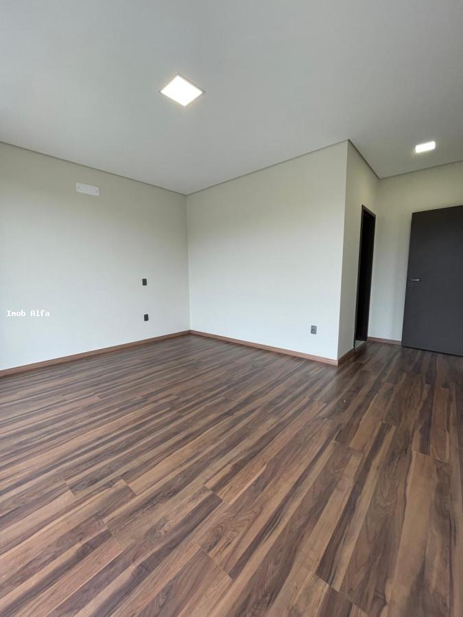 Sobrado à venda com 3 quartos, 365m² - Foto 3