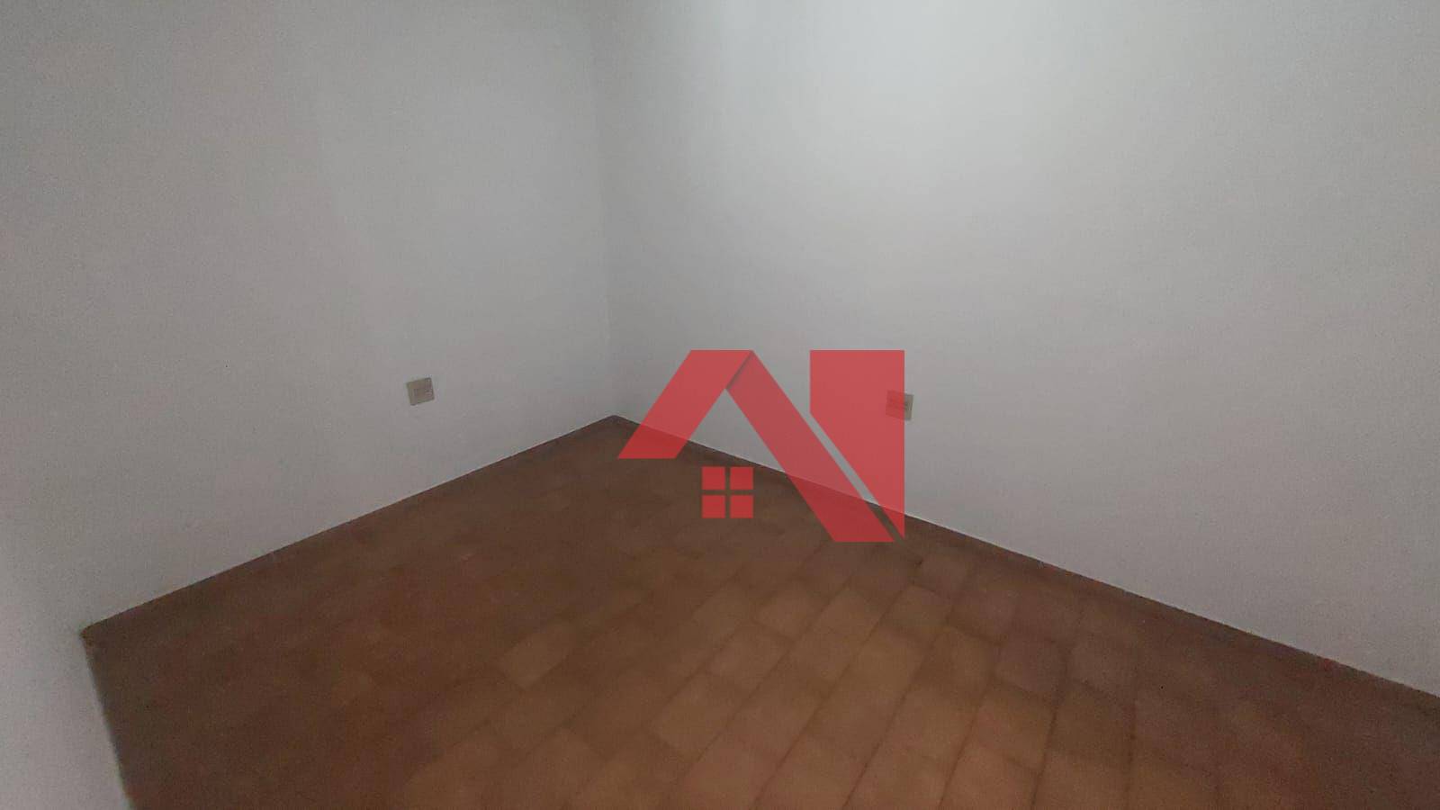 Casa para alugar com 4 quartos, 420m² - Foto 11