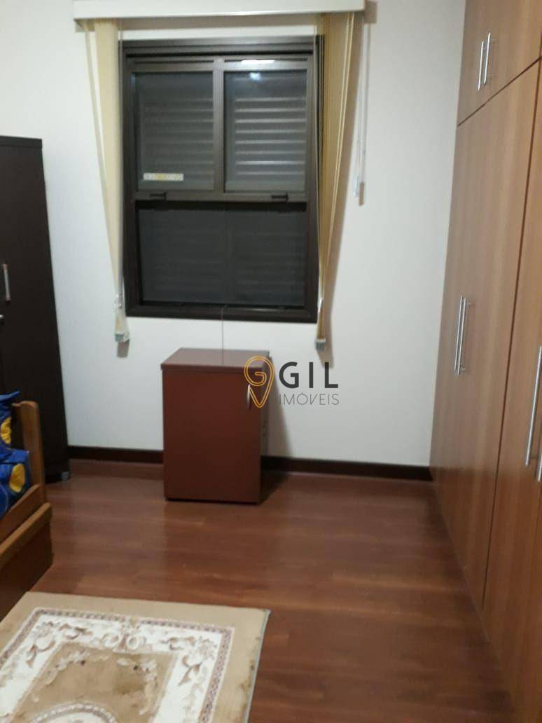 Apartamento à venda com 4 quartos, 258m² - Foto 9