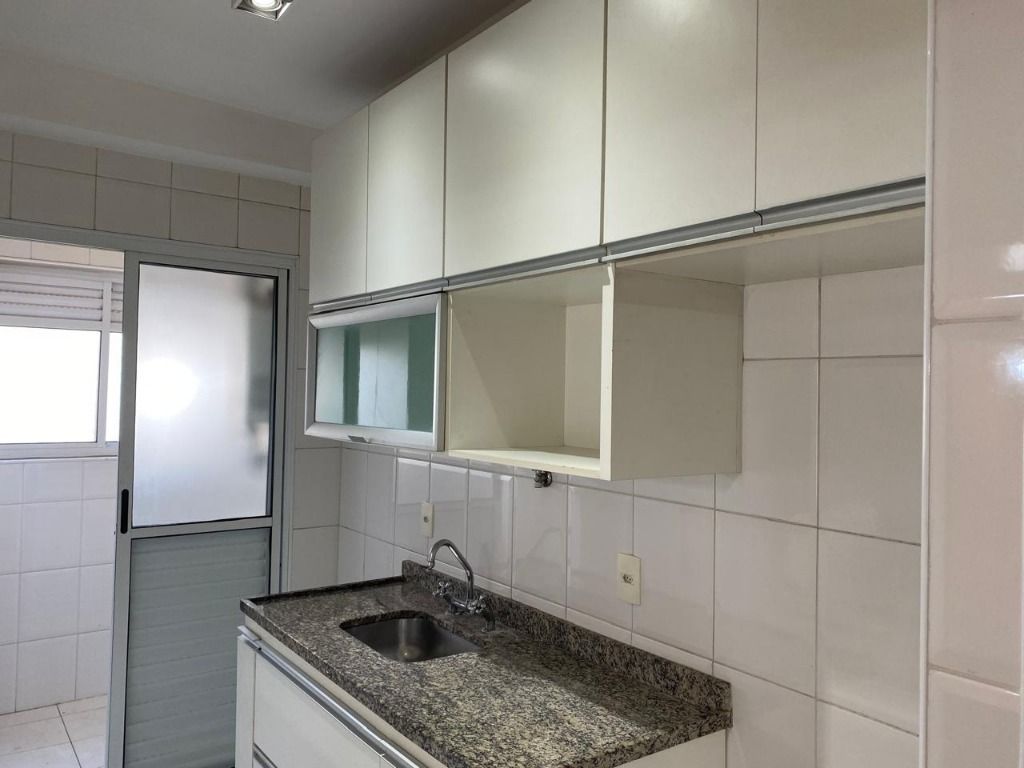 Apartamento à venda e aluguel com 2 quartos, 75m² - Foto 2