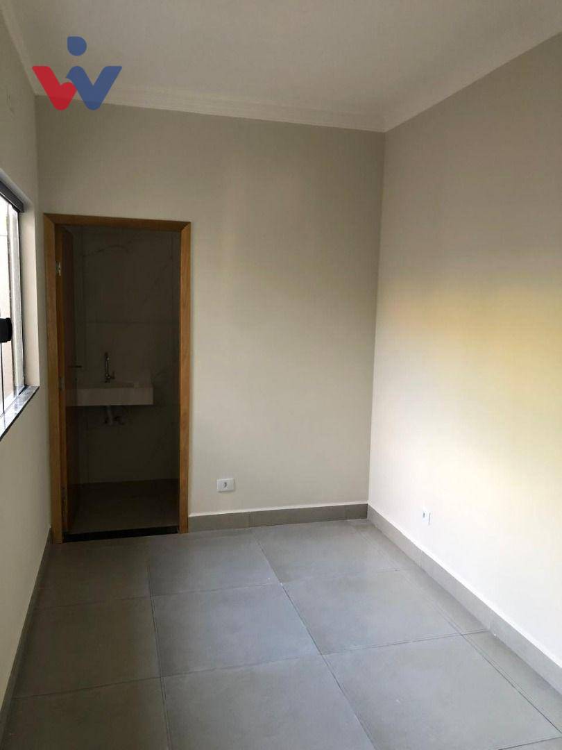 Casa à venda com 3 quartos, 83m² - Foto 11