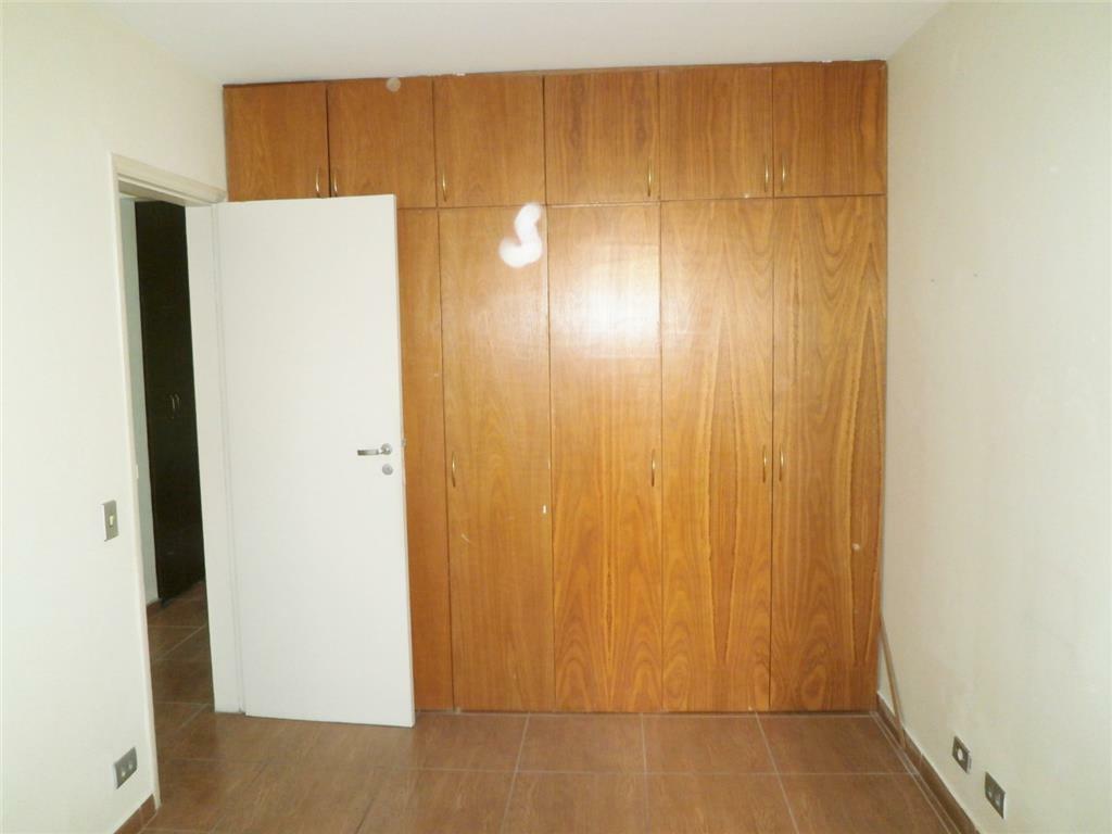 Apartamento à venda com 2 quartos, 64m² - Foto 10