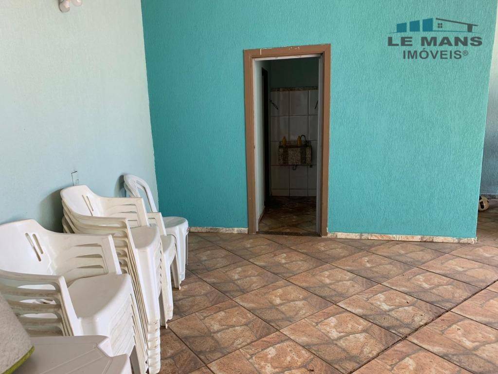 Casa à venda com 3 quartos, 204m² - Foto 19