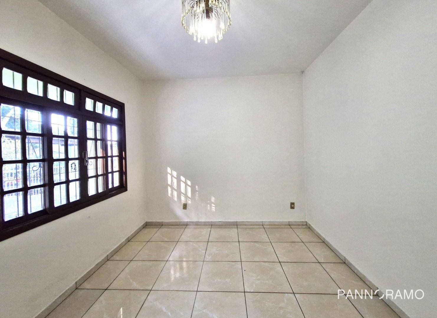 Casa para alugar com 3 quartos, 108m² - Foto 9