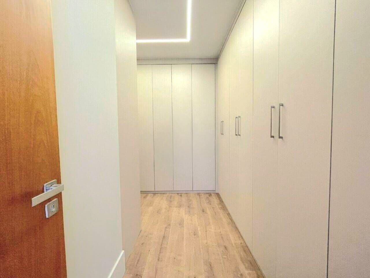 Casa para alugar com 4 quartos, 254m² - Foto 13