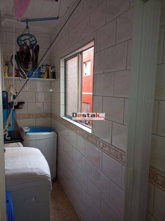 Apartamento à venda com 2 quartos, 56m² - Foto 14