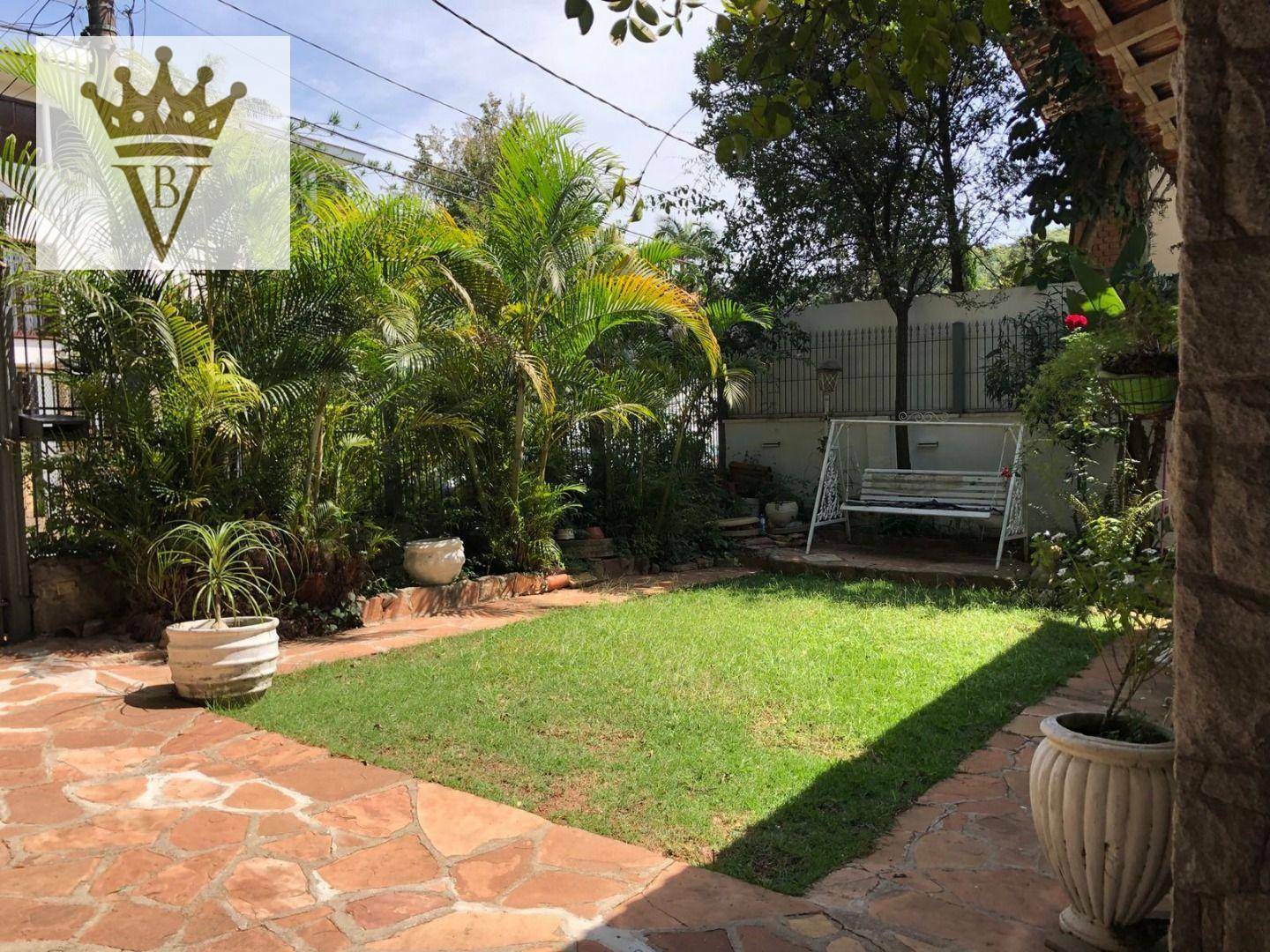 Sobrado à venda com 3 quartos, 300m² - Foto 2