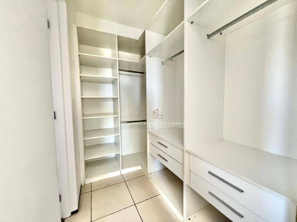 Casa de Condomínio à venda com 4 quartos, 165m² - Foto 19